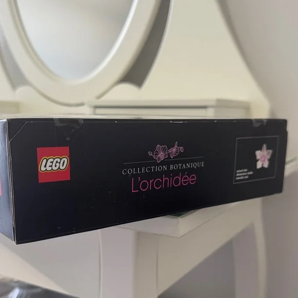 Brand New Lego Orchid Set - Picture 2 of 5